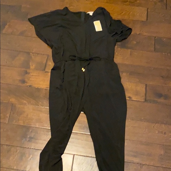 Michael Kors Slim-Leg Flutter-Sleeve Jumpsuit - Picture 5 of 5